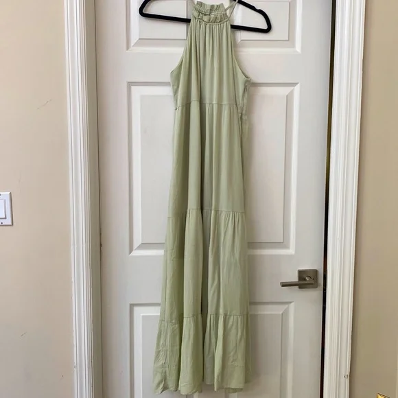 Paper Crane Dresses | Celery Green Maxi Dress With Slip Underneath! Sleeveless And Sexy | Color: Green | Size: S | Pic71's Closet